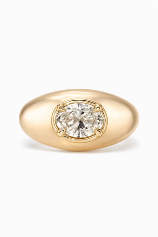 The Aurea Oval Ring