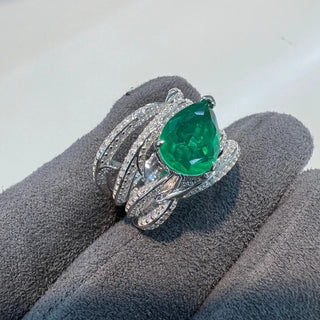 Roman Rope Emerald Ring