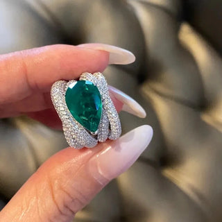 Roman Rope Emerald Ring