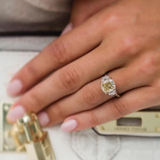 Aurelia Halo Ring