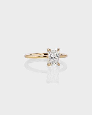 RADIANT CUT LAB DIAMOND CLASSIC SOLITAIRE RING 18K GOLD